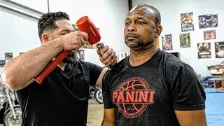 Y'ALL MUST'VE FORGOT: *Roy Jones Jr* touches his toes for the 1st time (Hammer Chiro)