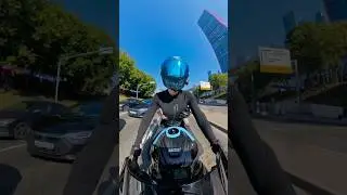 Правильно держаться надо #дастишфантастиш #bmws1000rr