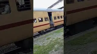 ❤️👍🙏🚂#indianrailways#railway#travel#railwayfanexpress#train#station#indianrailzone#vir#youtubeshorts