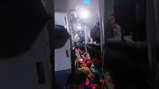 Prayagraj mahakumbh ka bhid train #mela #hindu #viralvideo