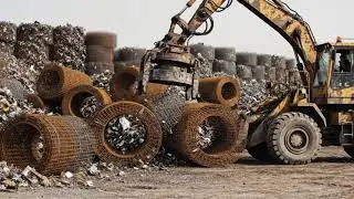 Real Scrapyard Sounds — Magnet Crane at Work