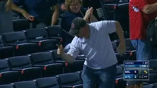MIL@ATL: Fan gets ball, does Ric Flair dance
