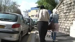 Le port de la jupe longue &agrave; l&rsquo;&eacute;cole fait d&eacute;bat