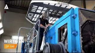 Spray painting a Wirtgen SP 94i from 🔵 to ⚪️ | ALTCON Equipment