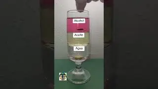 Experimento 🧪 para explicar la diferencia de densidad entre l&iacute;quidos 💧🤯 #geoadictos #experimento