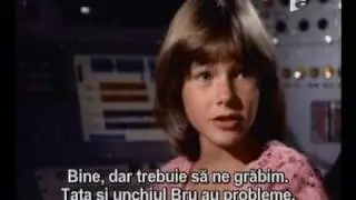 Ashley Gorrell in Thunder in Paradise (episode 1x20: Dead Reckoning)