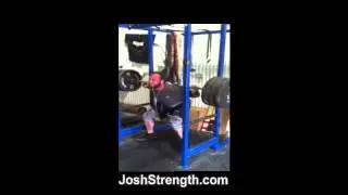 Dan Kyser 585x5 Raw Squat