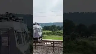 view hai bhai #trainlovers