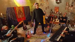 I hate christmas - Charming Jo