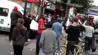 London riots spread to hackney - 8th August 2011
