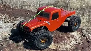 Powerhobby Injora Lcg Carbon chassis, New Creep body and Proline Trencher tires