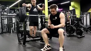 130 kg bench press