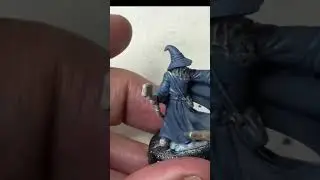 Gandalf the Grey - Layering effect #paintingminiatures #miniaturepainting #lotr #miniature