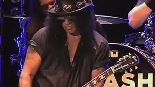 Mind-blowing guitar solo that's out of this world! #ViralGuitar Music #GuitarSolo #MusicGoals