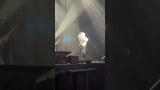 [Live] Baldu Biru - Ella