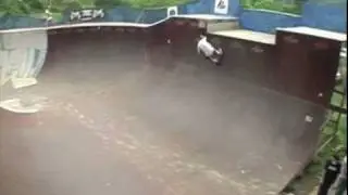 Z-boys in Skatopia 2005 from Z-Flex Skate Video