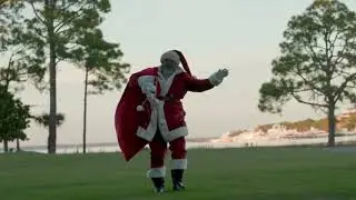 Santa Visits Sandestin Golf and Beach Resort