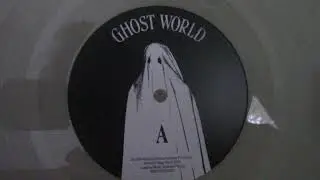 Alison Wonderland - GHOST WORLD Unboxing (Glow in the Dark Vinyl)