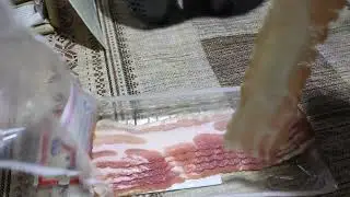 Бекон это тонкое сало.