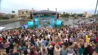 Ellen Welcomes Saltare to Orlando!