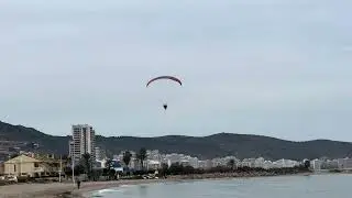 Playa Marenyet , Spain -The Amazing flying Machine