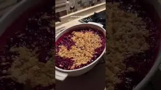 day 1: sour cherry crumble🍒🍂 recipe: arda&rsquo;s kitchen #cherrycrumble #autumnrecipes
