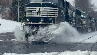 EDSA Thru Royalston; What More Could You Want ? Awesome Crew; Snow Explosion 💥; Conrail Quality 