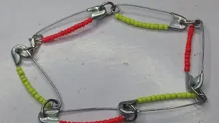 Bracelet using safety pins 📌 ✨️|cute idea|| Beads n Thread ||