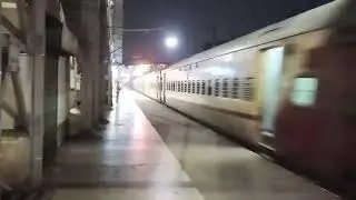 13169 - Hate Bazare Express | Saharsa Junction to Sealdah | Skipped Barrackpore Flatform no 3 