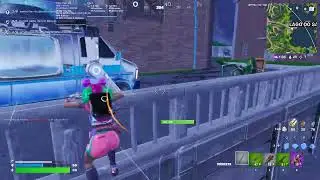 Evento FortniteRAIZ Cubo Vermelho entra no LAGO Vs Atemporal  2025 09 28