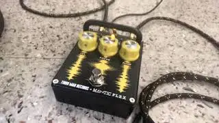 Testing Third Man Records + Mantic FLEX pedal (original riffs Where the Trip Has Taken Me)