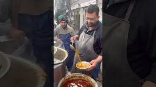 Most Trending Nashta Point in Lahore | Saleem Butt Desi Mutton Chanay #streetfood #shorts #viral