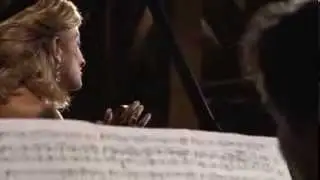 Christiane Karg sings Richard Strauss - Säusle, liebe Myrthe op.68,3