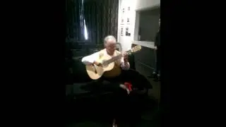 Pepe Romero plays Australian made Torres style guitar
