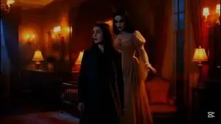 Girl Encounters a Smiling Ghost in an Abandoned Mansion | Horror Short Story 