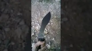 El kukri Albainox K25 (enlace importante en la descripción)