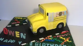 How to make a school bus cake