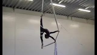 Laura Orawska- Aerial Silk 10-13 lat master