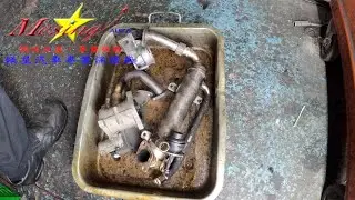 How to clean EGR system removing carbon VOLKSWAGEN GOLF 2.0L TDI 2008~ BMM 02E DQ250 6 DSG P.1