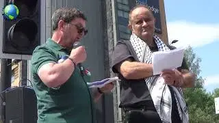 Clive Dixon from Coventry PSC speaks outside Forged Solutions.