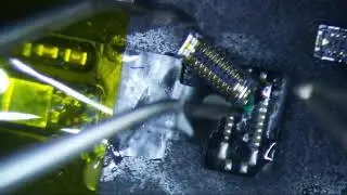 iPhone 8 Home button connector Repair on Flex