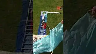 10-Meter-Turm: Springt Christoph runter? #shorts | DieMaus | WDR