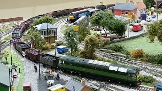 D1842 a class 47 pulling weathed coal wagons ; 4k Widescreen