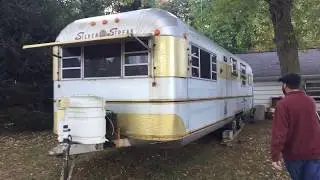 1976 Silver Steak Continental Supreme Luxury Liner