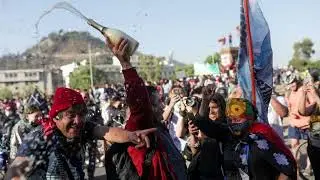 E' Morto Pinochet - Pinochet Is Dead (Sub ENG) - Italian anti-Pinochet song
