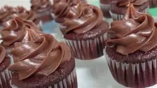 Receita de Cobertura de Chocolate para Cupcake - Brigadeiro gourmet