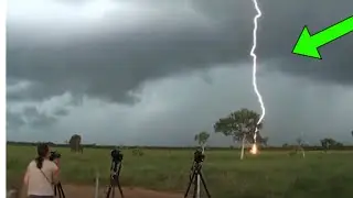 Close-up of the most terrifying lightning strikes | recorded on camera