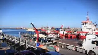 Mends St Jetty Passenger Shelter  - Installation Timelapse