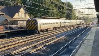 Afternoon Rush Hour At Metuchen Station