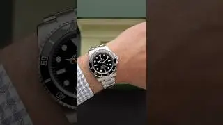 Did you know the Submariner doubles as a snap bracelet? 😉
